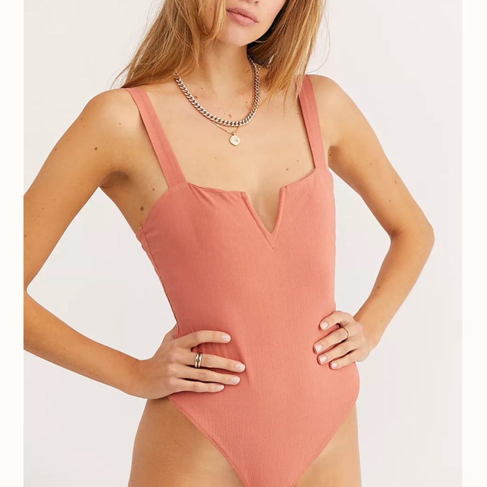 Pippa V-Wire Bodysuit in a Red-orange color